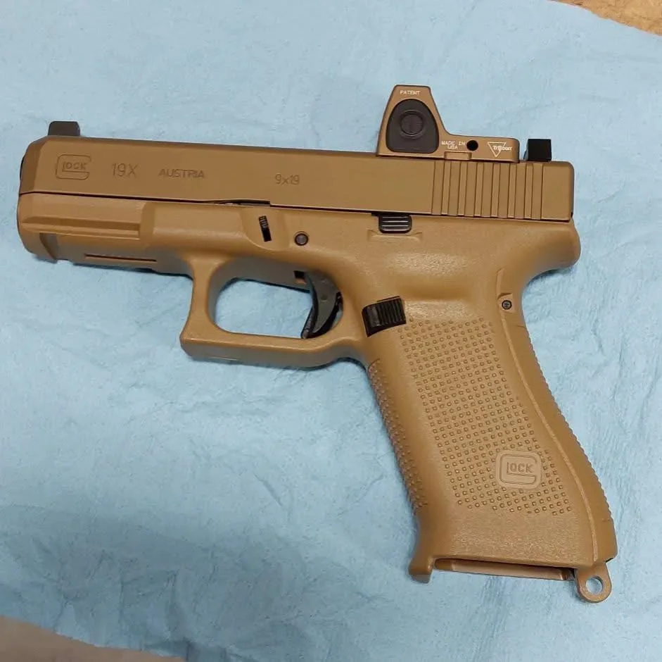 Glock 19X